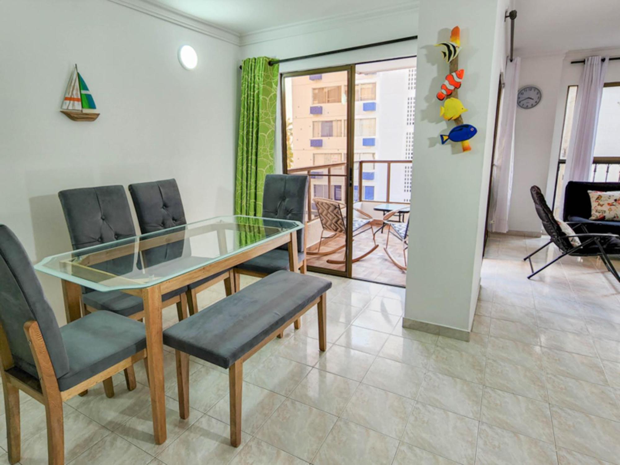 Cerca A La Playa, Laureles - Bedviajes