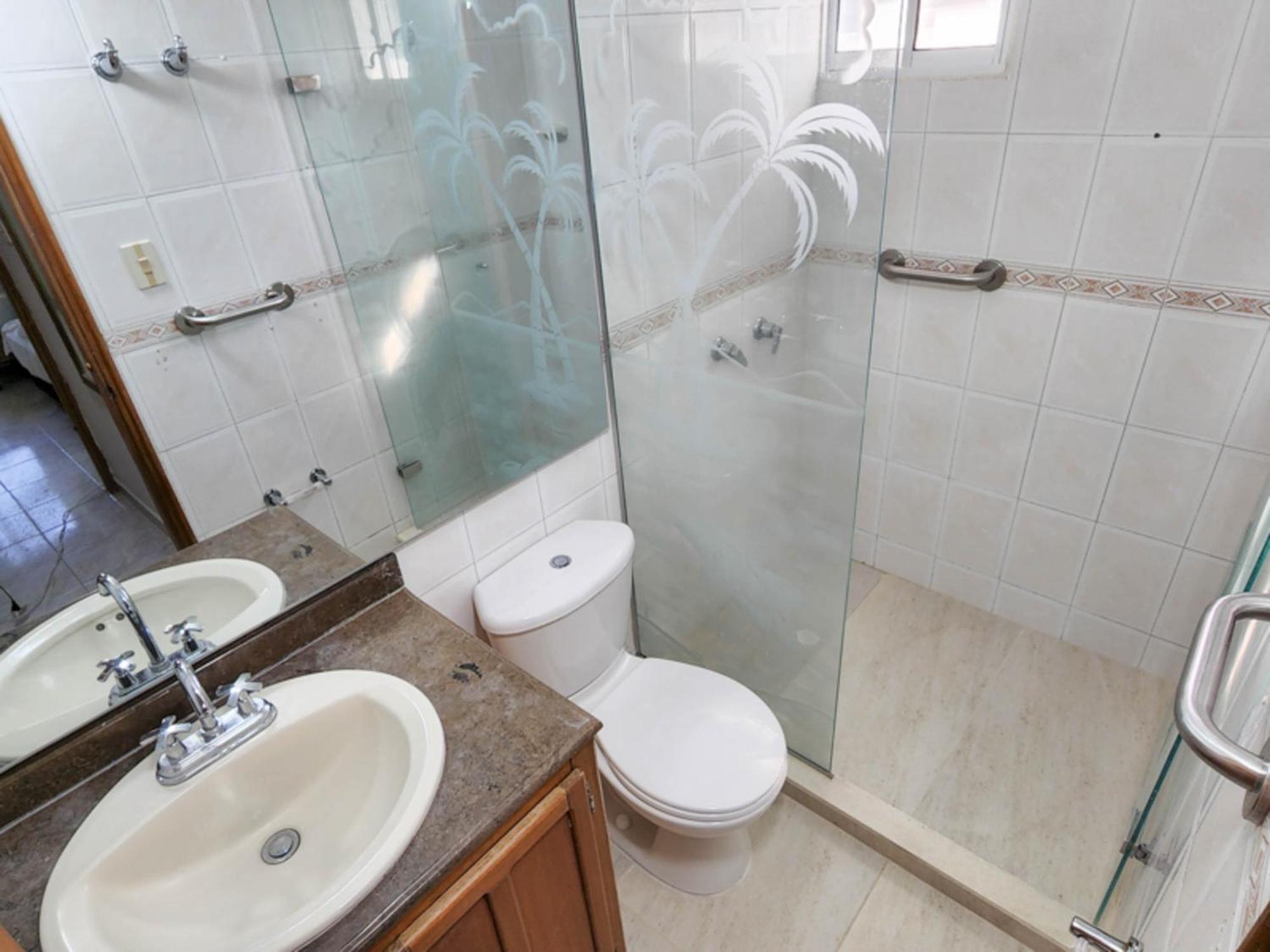 Cerca A La Playa, Laureles - Bedviajes Apartamento *