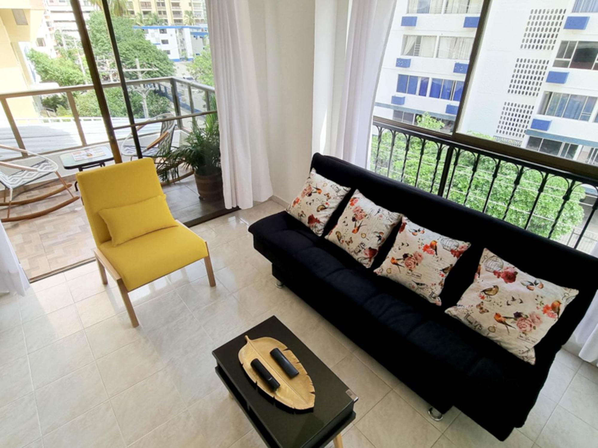 Cerca A La Playa, Laureles - Bedviajes