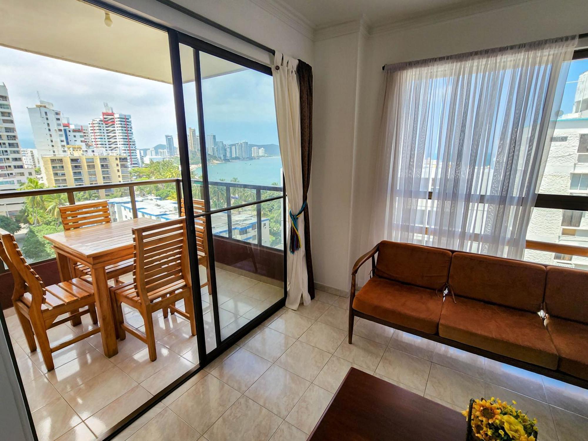 Cerca A La Playa, Laureles - Bedviajes Santa Marta (Magdalena)